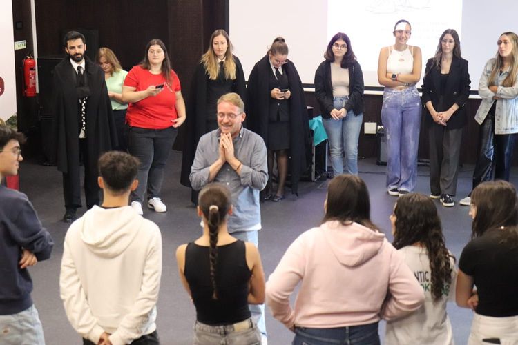 Educação Social em Ação: Estudantes do ISCE Douro assinalam o Dia Internacional do Educador Social e o Dia Mundial da Saúde Mental Foto 13