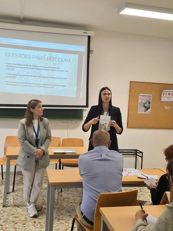 ISCE Douro participa no I Congreso Internacional, Profesional e Interuniversitario de Educación Social — foto 36