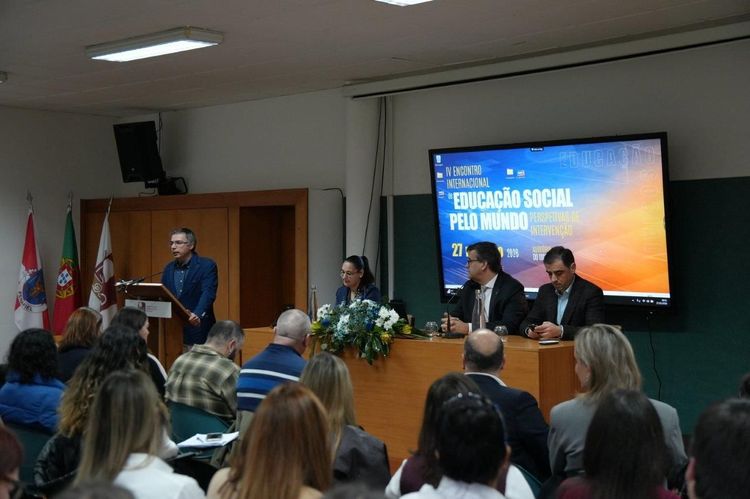 Encontro Internacional de Educadores Sociais pelo Mundo trouxe especialistas da Educação Social espalhados pele mundo até ao ISCE Douro Foto 6