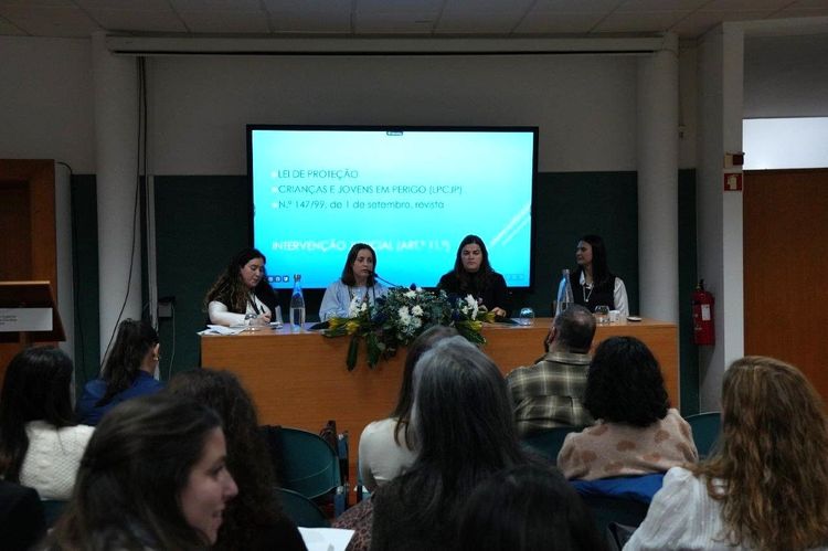 Encontro Internacional de Educadores Sociais pelo Mundo trouxe especialistas da Educação Social espalhados pele mundo até ao ISCE Douro Foto 20