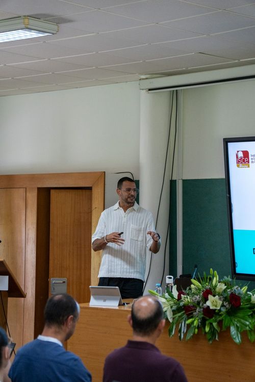 IV Ciclo de Conferências e Práticas "Desporto e Saúde para Todos" reuniu especialistas no ISCE Douro — foto 1