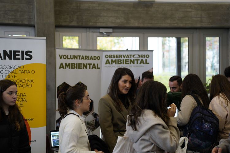 ISCE Douro dinamiza III Mostra de Voluntariado e abre oficialmente o Ano de Voluntariado 2025/2026 — foto 59