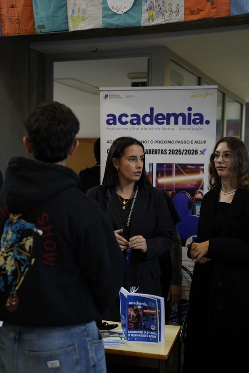 ISCE Douro dinamiza III Mostra de Voluntariado e abre oficialmente o Ano de Voluntariado 2025/2026 — foto 30