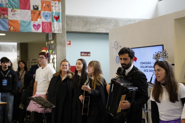 ISCE Douro dinamiza III Mostra de Voluntariado e abre oficialmente o Ano de Voluntariado 2025/2026 — foto 58