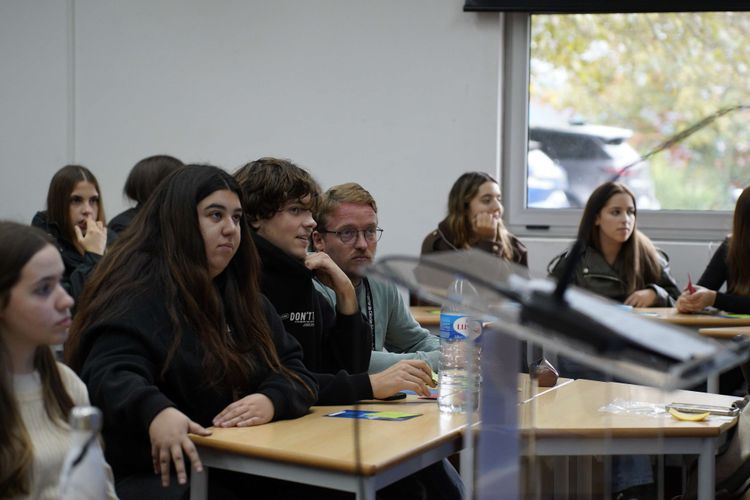 ISCE Douro dinamiza III Mostra de Voluntariado e abre oficialmente o Ano de Voluntariado 2025/2026 — foto 53