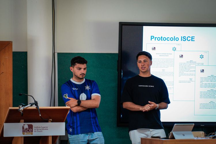 IV Ciclo de Conferências e Práticas "Desporto e Saúde para Todos" reuniu especialistas no ISCE Douro — foto 14