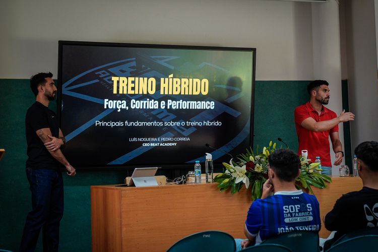 IV Ciclo de Conferências e Práticas "Desporto e Saúde para Todos" reuniu especialistas no ISCE Douro — foto 9