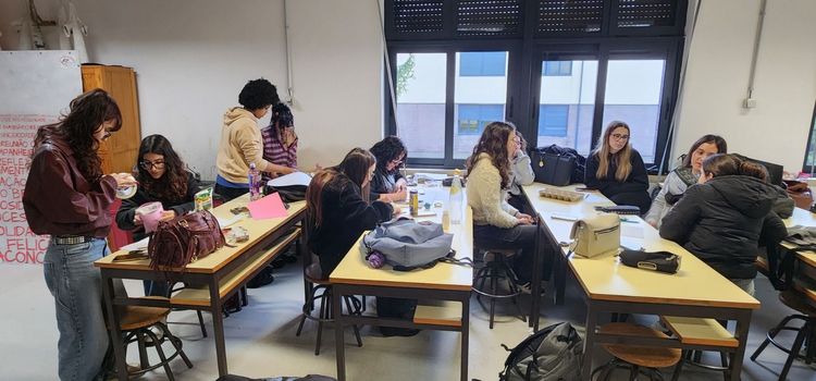 ISCE Douro dinamizou workshop de Design Sustentável no Agrupamento de Escolas Joaquim Araújo — foto 4