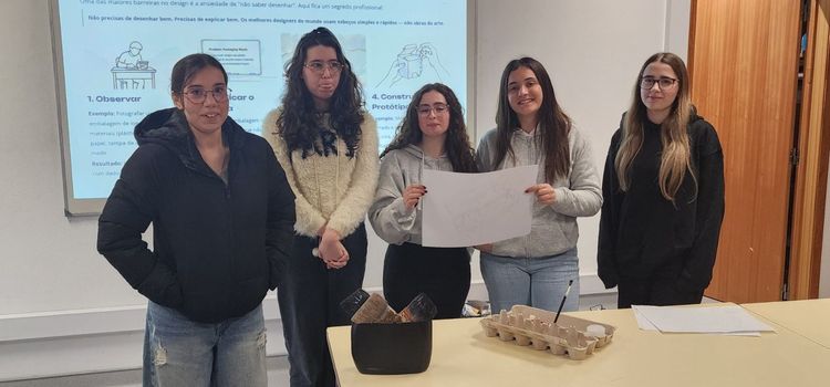 ISCE Douro dinamizou workshop de Design Sustentável no Agrupamento de Escolas Joaquim Araújo — foto 17