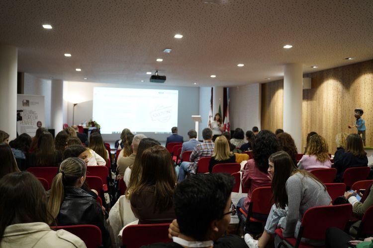  “Educar na Aldeia Global” reuniu especialistas nacionais e internacionais em Penafiel — foto 13