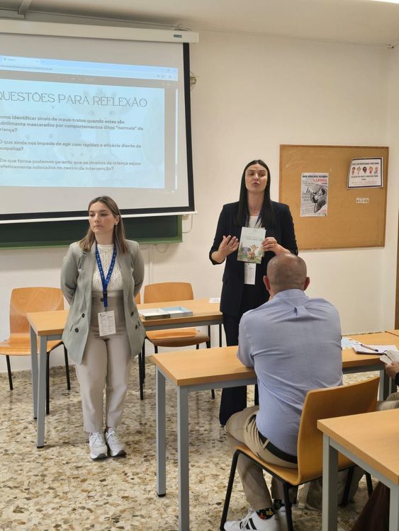 ISCE Douro participa no I Congreso Internacional, Profesional e Interuniversitario de Educación Social — foto 48