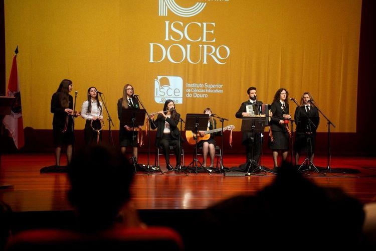 Sessão Comemorativa do 10.º Aniversário do ISCE Douro — foto 25
