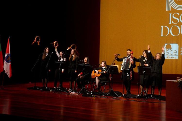 Sessão Comemorativa do 10.º Aniversário do ISCE Douro — foto 30