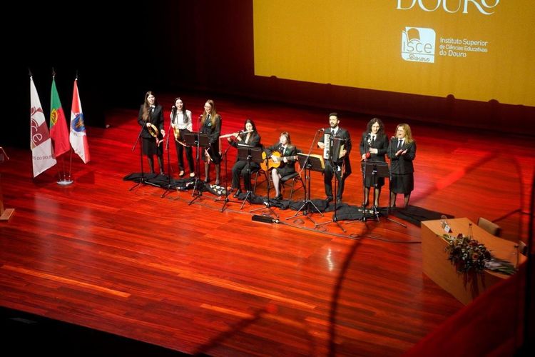 Sessão Comemorativa do 10.º Aniversário do ISCE Douro — foto 34