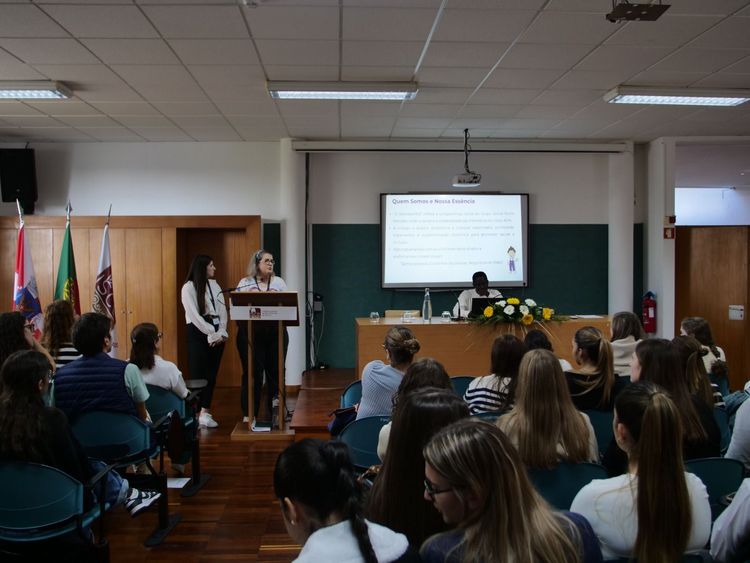 II Mostra de Voluntariado do ISCE Douro — foto 5