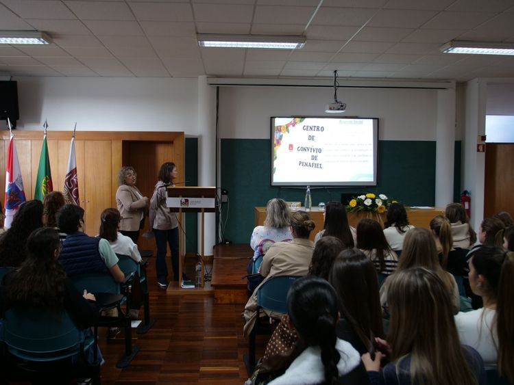 II Mostra de Voluntariado do ISCE Douro — foto 6